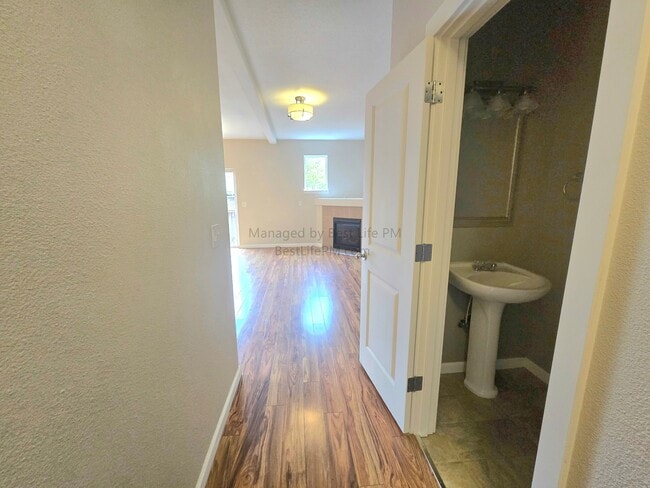 Photo - 17923 SW Niks Dr
