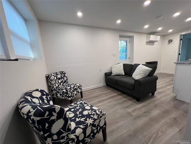 Photo - 40 Talcott Dr