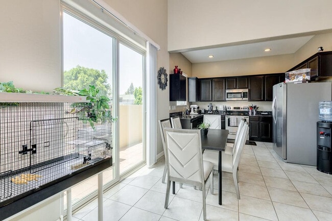 Photo - 1367 S Country Club Dr