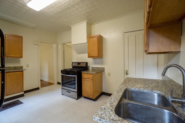 Photo - 107 Trinity Pl Unit Trinity 107.1