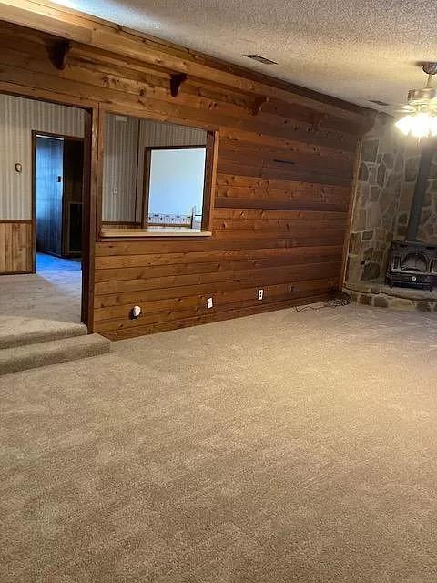 Photo - 105 E Evans St