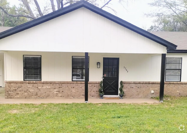 Building Photo - 5746 Magnolia Dr Rental