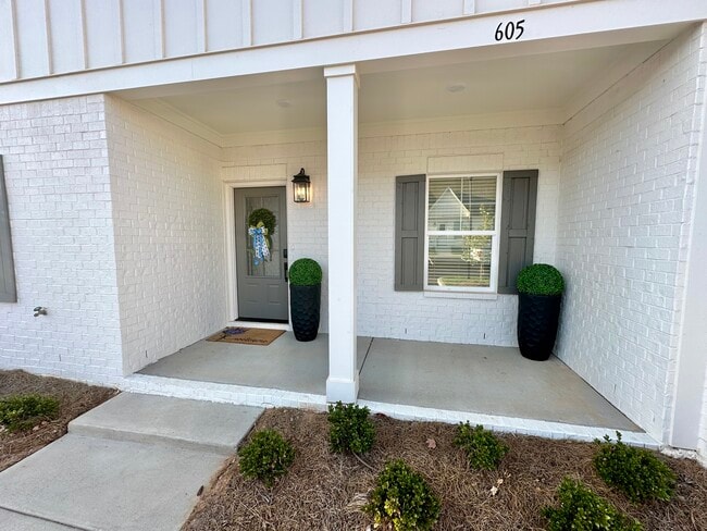 Photo - 605 Meadow Crest Cir Unit 605 Meadow Crest Cir. Oxford, MS