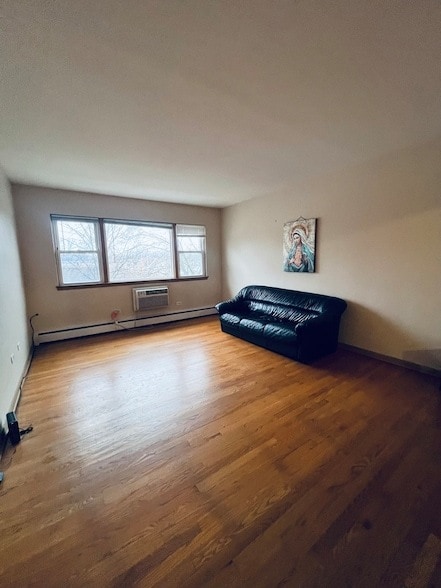 Photo - 3954 N Pioneer Ave