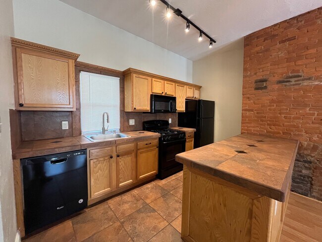 Photo - 5205 Carnegie St Townhome