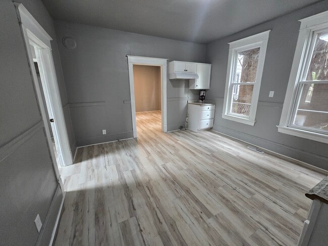 Photo - 1608 W Lincoln Ave Unit #2