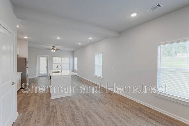 Photo - 2023 Lotus Dr Unidad 2023 Lotus Dr