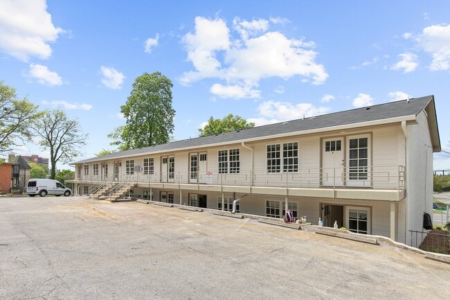 Building Photo - Clairview Apartments