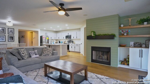 Photo - 1111 Sundance Fall