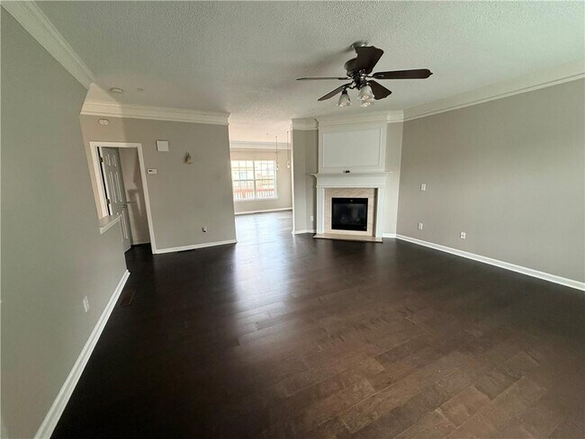 Photo - 615 Market Pl Ln