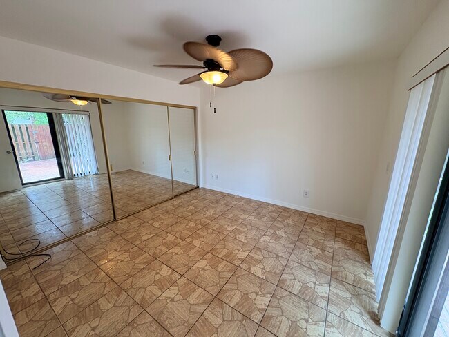18 Cedar Dunes Dr