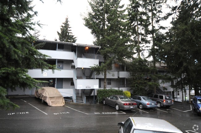 Linden II Apartments - Linden II Apartments