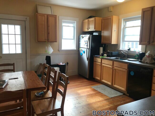 Photo - 21 Packard Ave Unidad 2