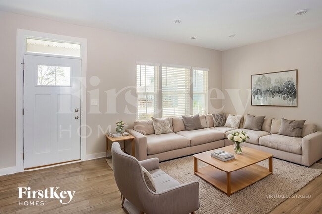 Photo - 1880 Tacoma Wy.