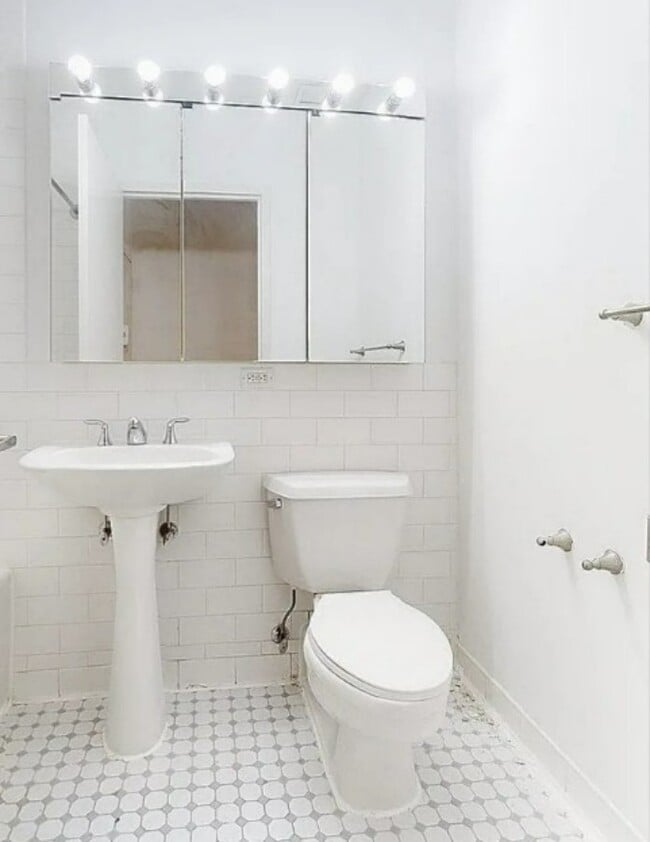 Photo - Washington Street Unidad 16B