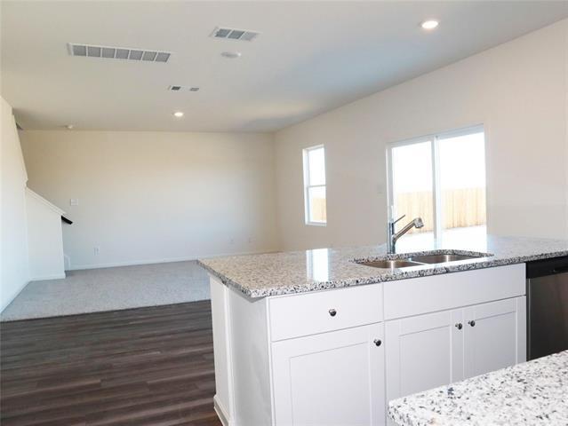 Photo - 831 Lexington Ln