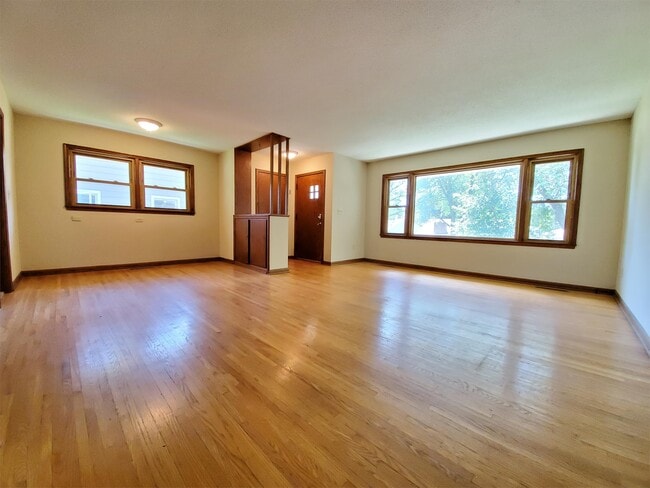 Photo - 1452 13th Ave NW