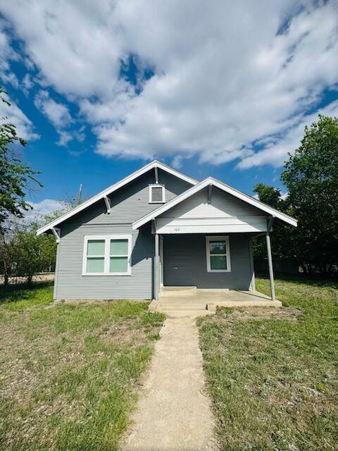 Building Photo - 100 N Brazos St
