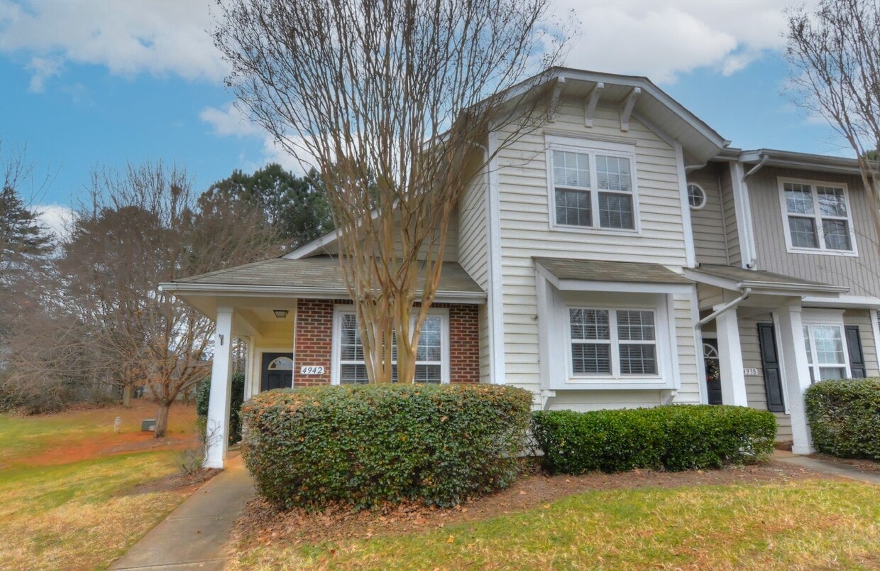 End-Unit 3br/2.5bth Townhome in Villages o... - End-Unit 3br/2.5bth Townhome in Villages o...