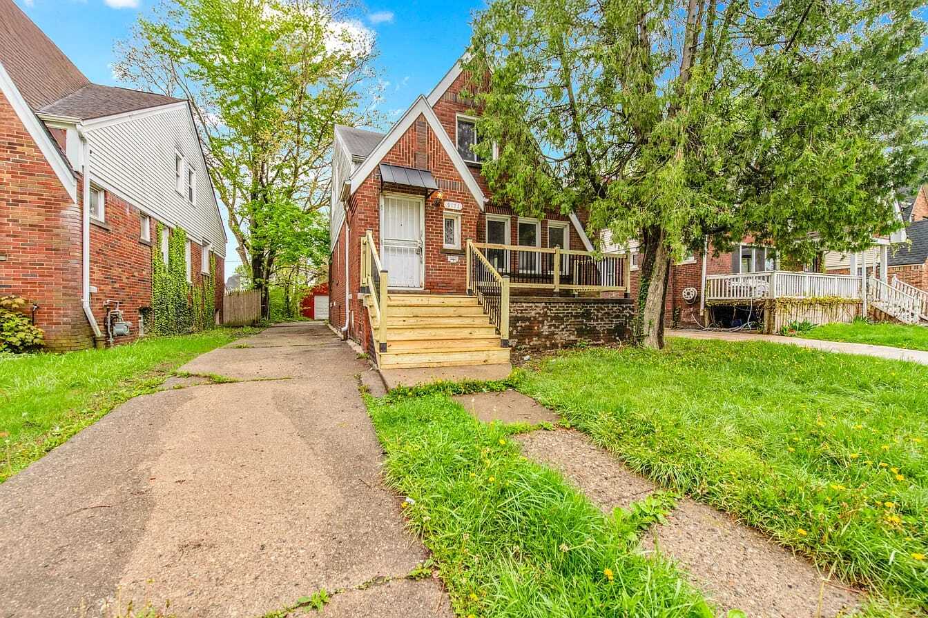 Photo - 9171 Bishop St