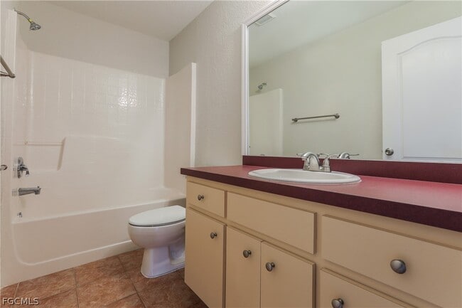 Photo - 2702 Nellie Ln