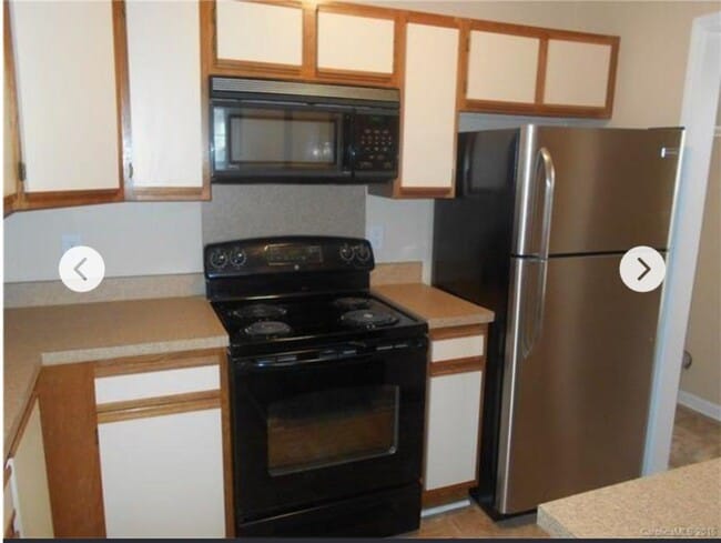 Photo - 6733 Bevington Ridge Rd