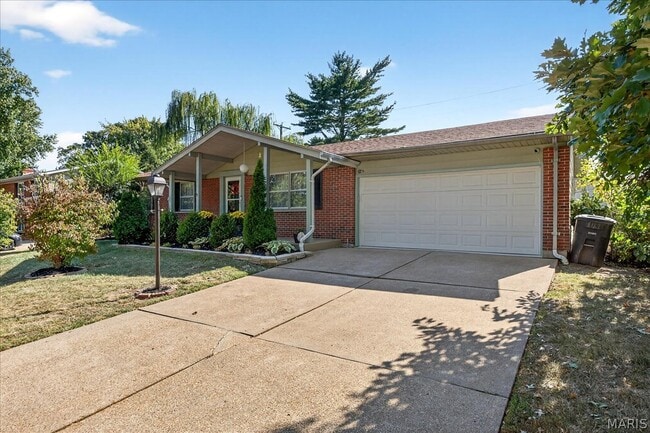 Building Photo - 354 Burncoate Dr