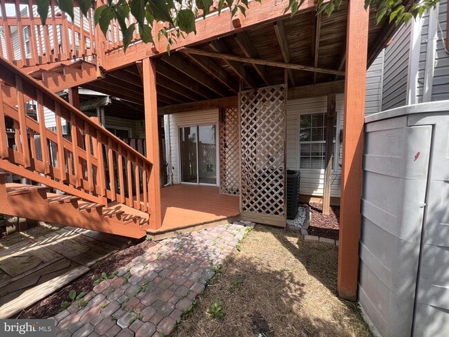Building Photo - 8871 Dunstable Loop Rental