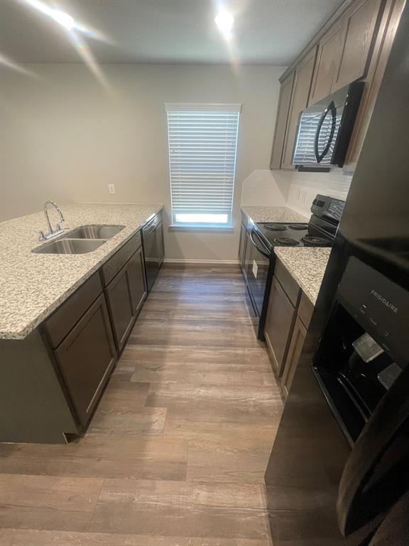 Photo - 9199 Inwood-