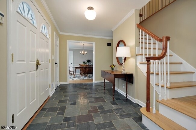 Photo - 18 Armstrong Rd