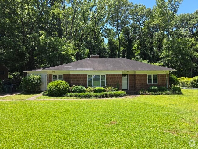 Building Photo - 4134 Sheridan Dr Rental