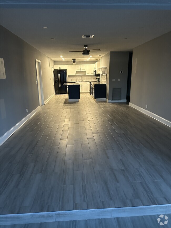 Building Photo - 1916 Palmland Dr Unit D Rental
