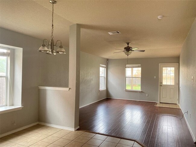Photo - 321 Altamont St