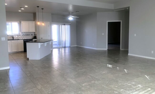 Photo - Stylish Open-Floor-Plan Home Up Off Hualapai Mtn Rd with Three-Car Garage