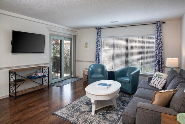 Building Photo - 36 Deallyon Ave Unit Springwood 15