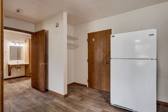 Photo - Steiner Terrace Apartments Unidad 7