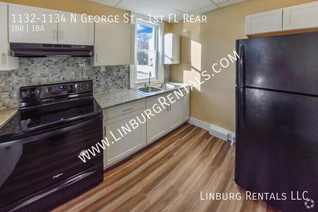 Building Photo - 1132-1134 N George St-1st FL Rear Unit 1st FL Rear Rental