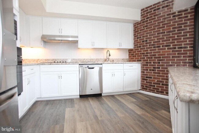 Photo - 1015 33rd St NW Unidad 814
