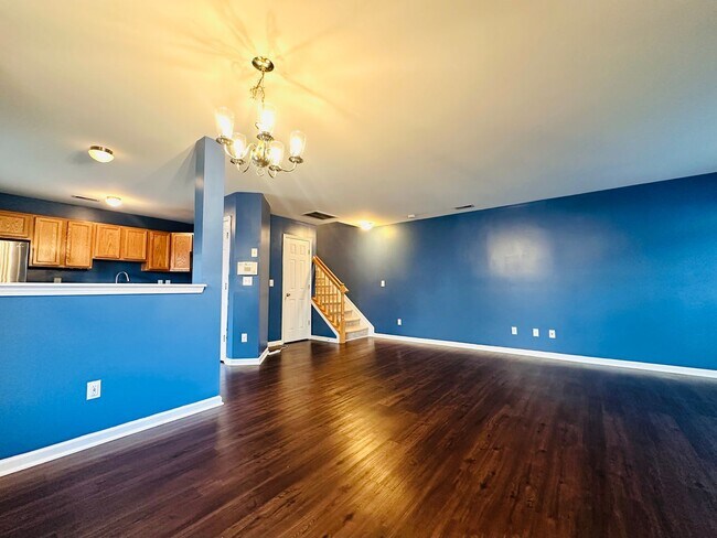 Photo - End-Unit 3BR Townhome Minutes to NCSU, Downtown & Crossroads