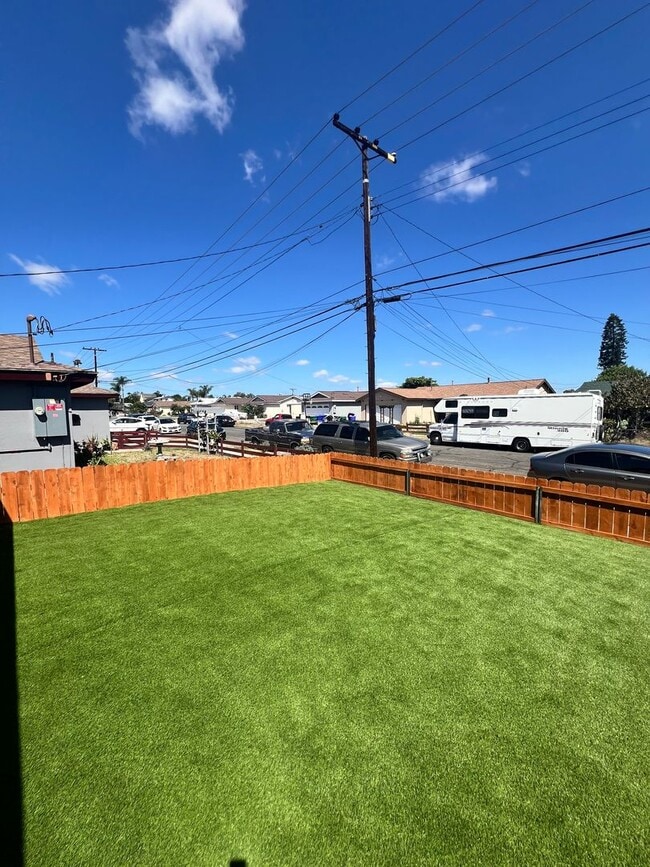 Photo - 3 bedroom, 2 bath with 2 bonus rooms and huge fenced yards!