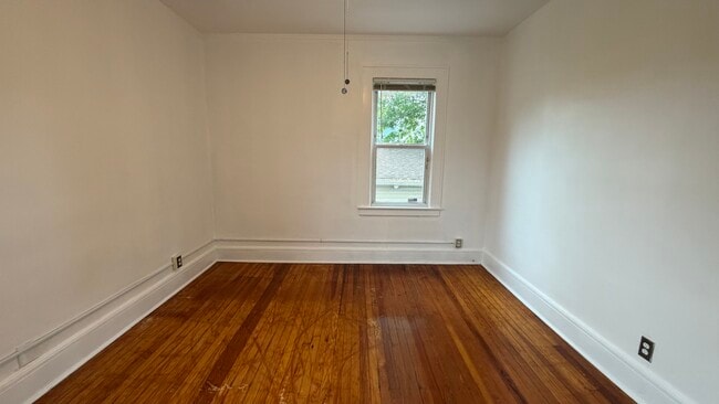 BEDROOM #1 - 33 Jefferson Ave Unit 1FL