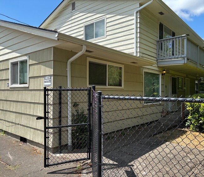 Building Photo - Cottage St Unit 772