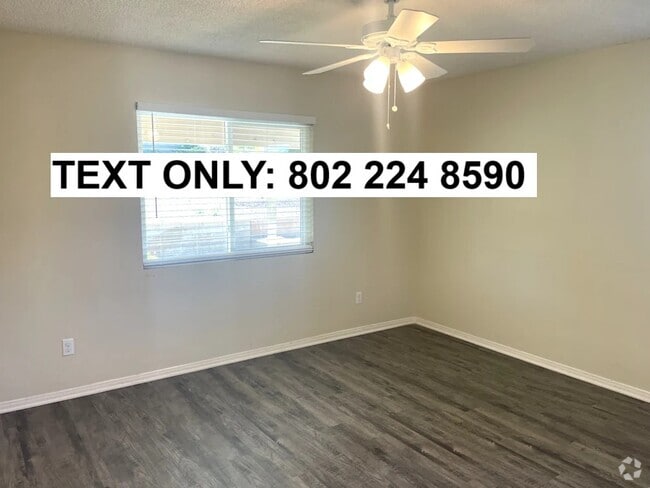 Building Photo - 12374 Douglas St Rental