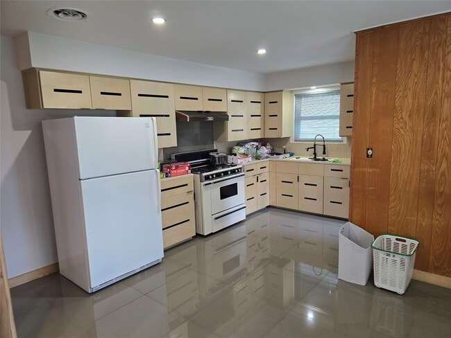 Photo - 6414 Neff St