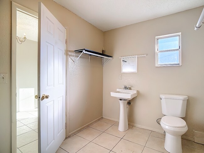 Photo - 4536 Ballentine Ct