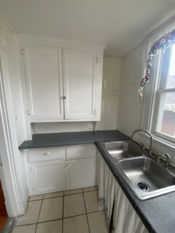 Photo - 165 Frothingham Ave Unit B