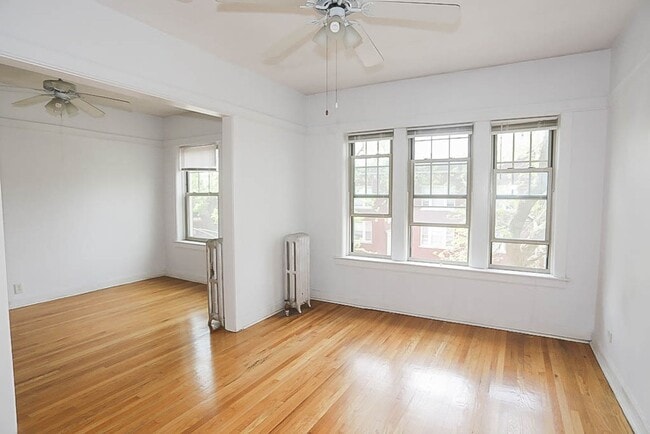 Photo - 5103 N Winchester Ave Unit 2