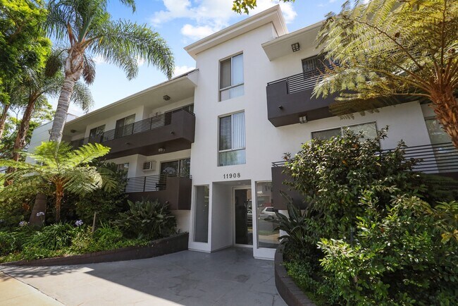 Front Entrance of Dorothy Westwind - Dorothy Westwind by Wiseman