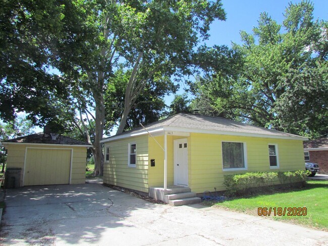 Photo - ROOMMATE Needed for 3 Bed Home Close to Bo...