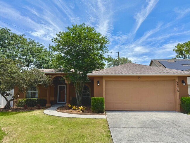 Photo - Beautiful Remodeled/Renovated 3/2/2 with Large Screen Porch
